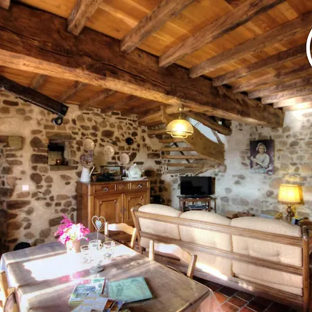 Avec Four A Pain, Jardin, Terrasse, Jeux Et Poele A Bois, Acceptant Animaux - Fr-1-496-137 *